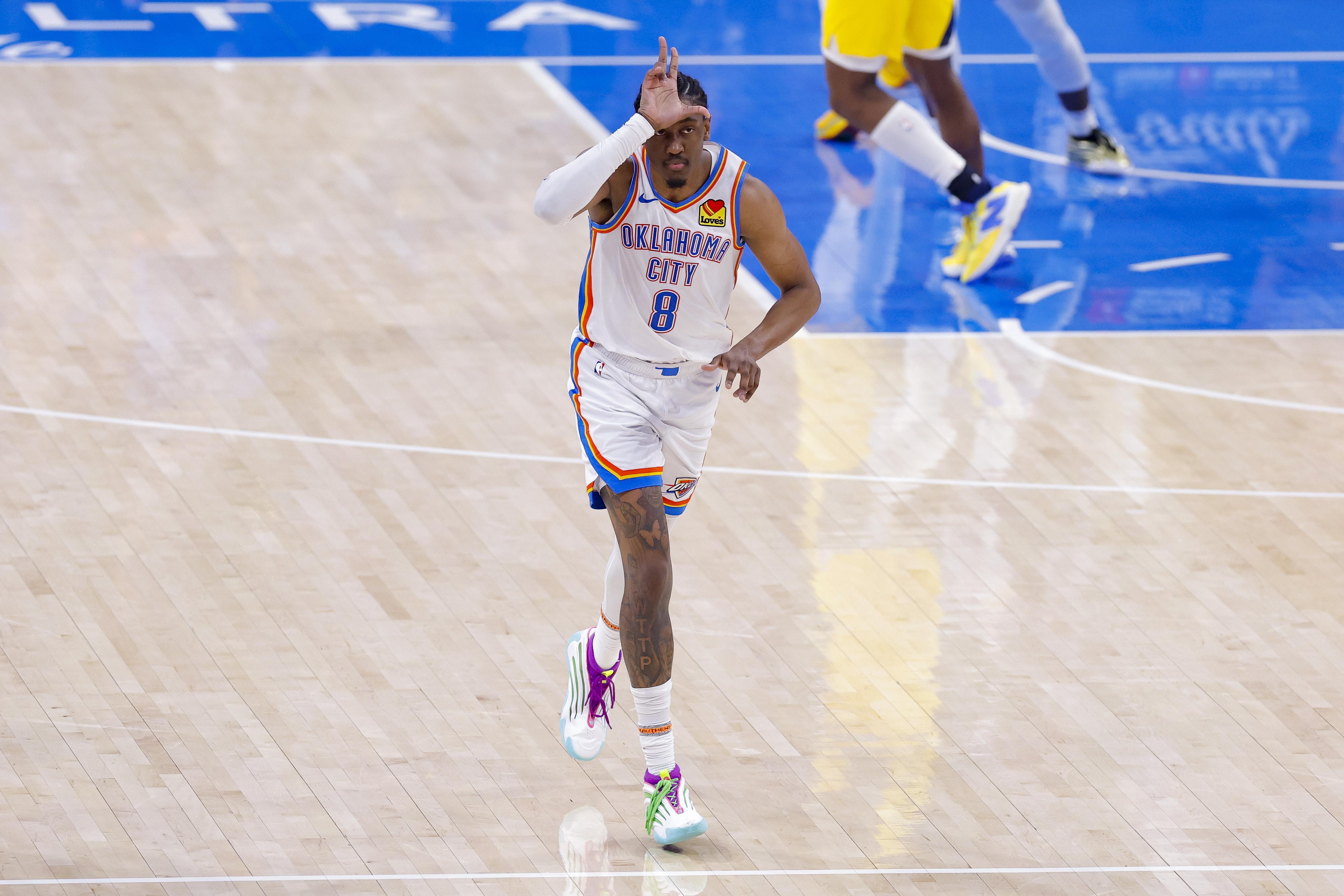 杰伦威:刚进联盟时贝兹利在训练中的表现让我感觉无法在球队立足